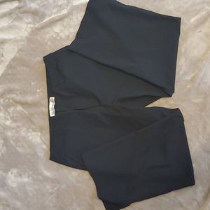 Old Navy size 8 Black Stretch Dress Cropped